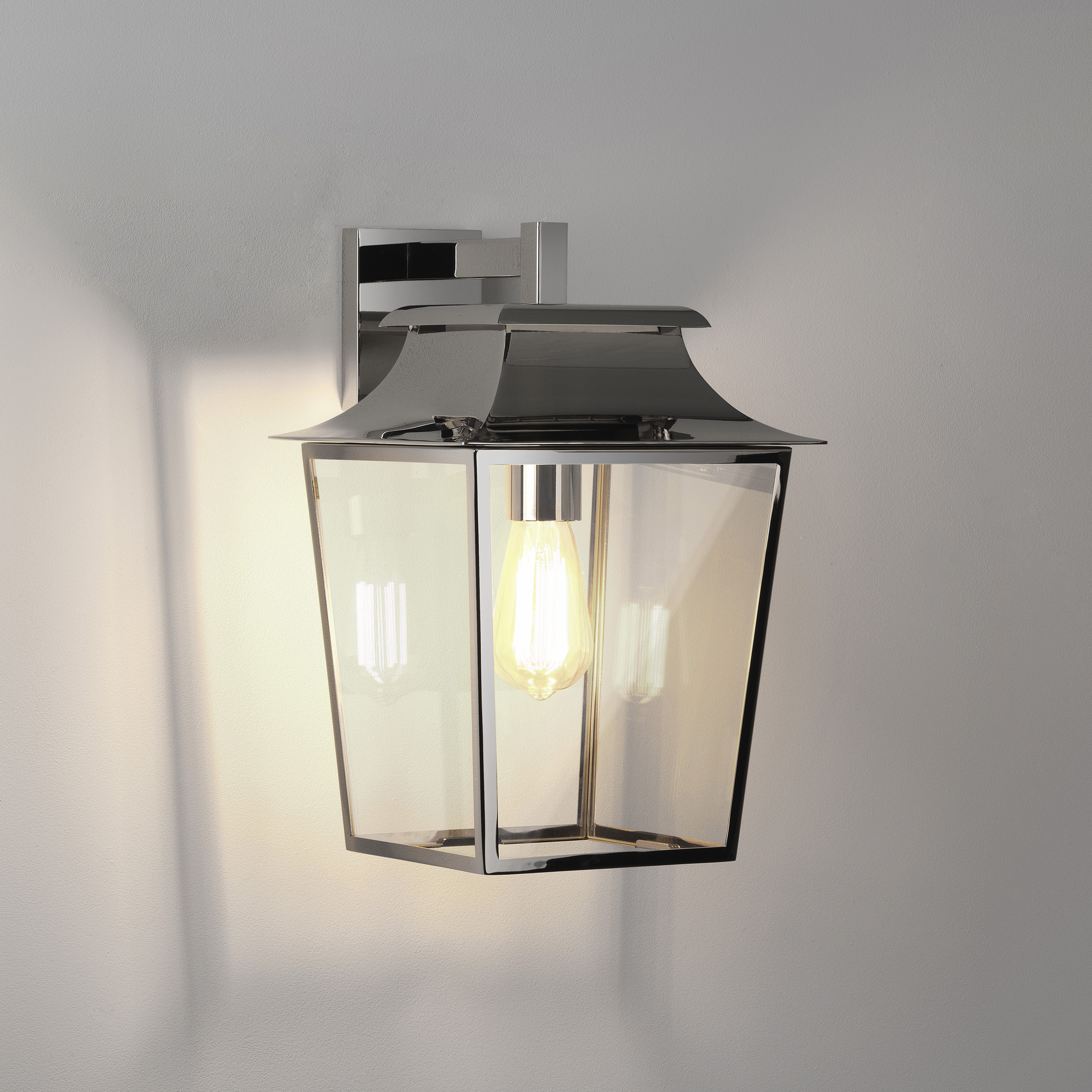 Richmond Wall Lantern 254