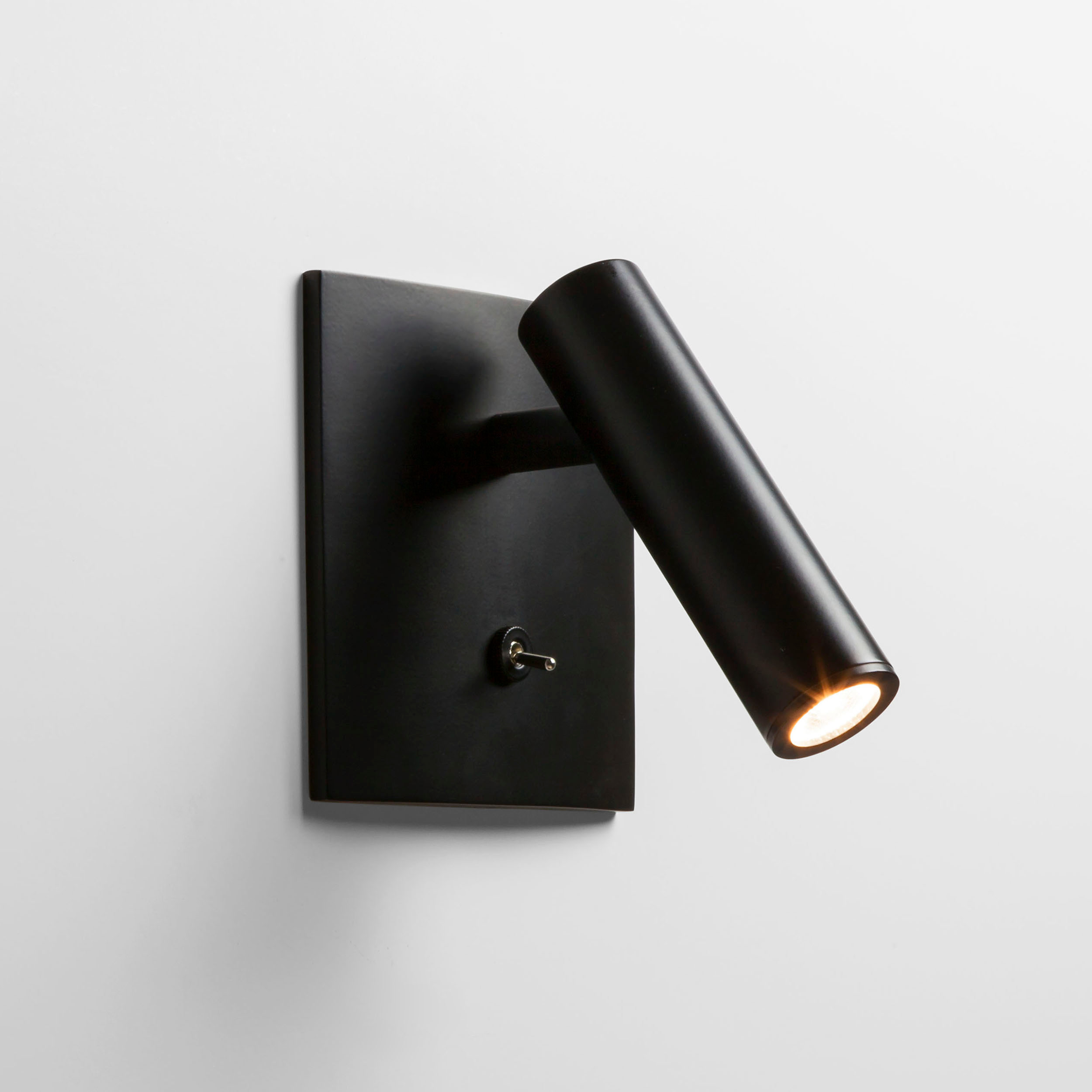 Enna Square Switched LED