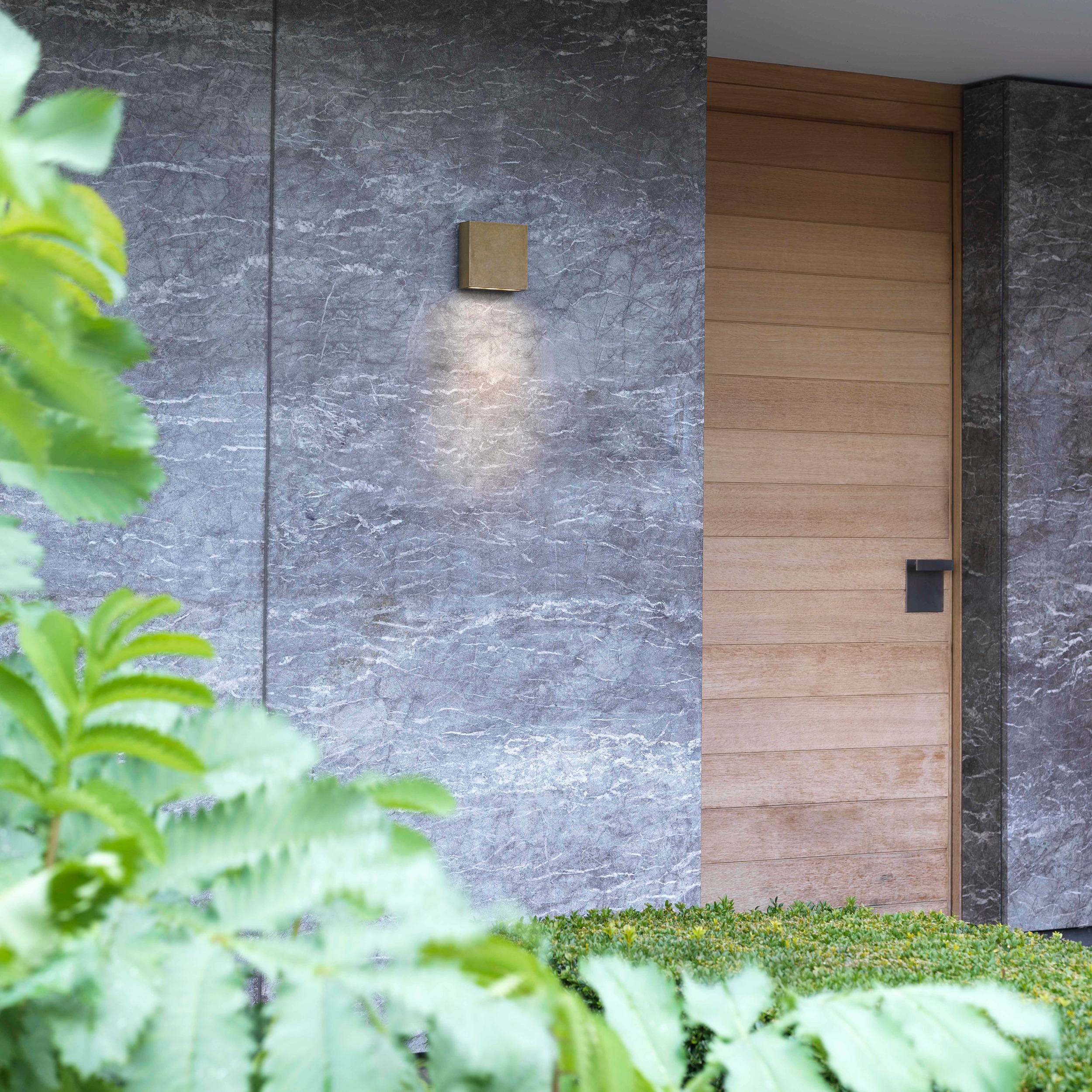 Elis Coastal Single LED