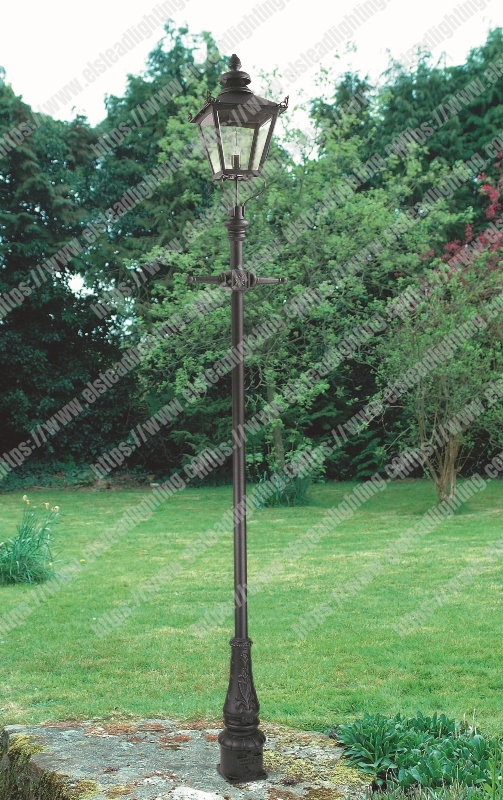 Grampian 1 Light Lamp Post Black