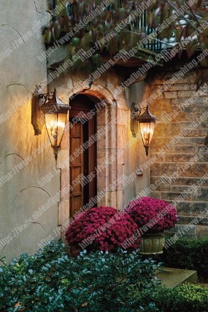 Venetian Rain 2 Light Medium Wall Lantern