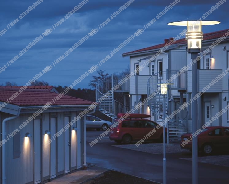 Stockholm 1 Light Grande Lamp Post - Galvanised