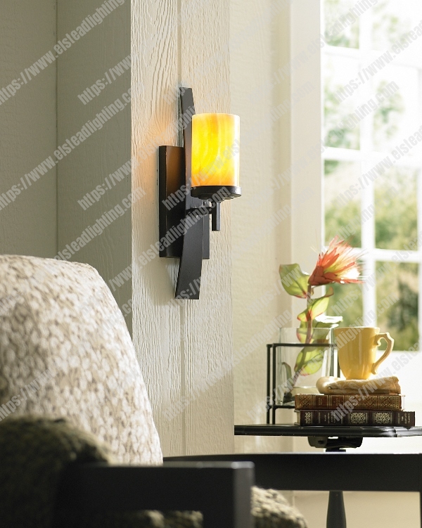 Kyle 1 Light Wall Sconce With 1 Light